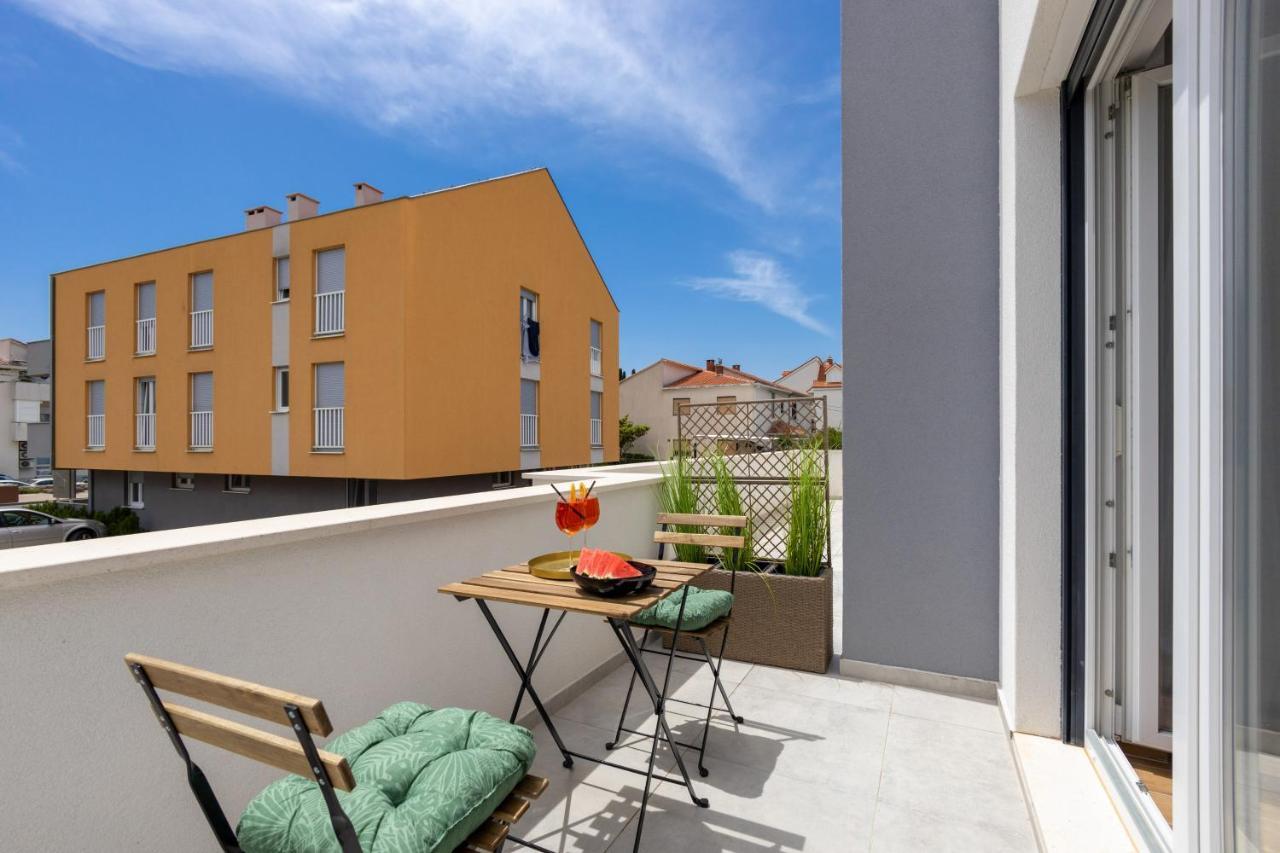 Bonaca Apartments With Terrace And Private Parking Kaštela Buitenkant foto